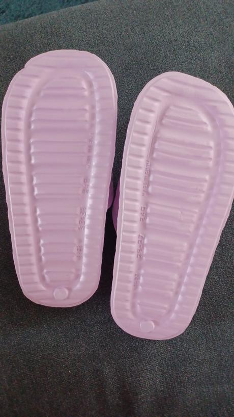 Dámske šľapky, 36