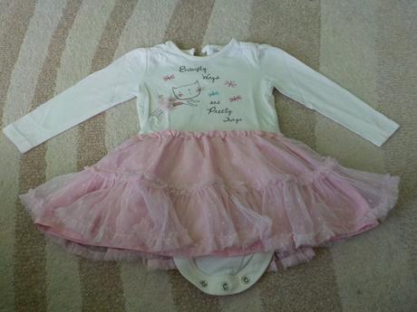 Šaty veľ. 80 (9-12 m.) cena spolu za 7 ks, 68–80