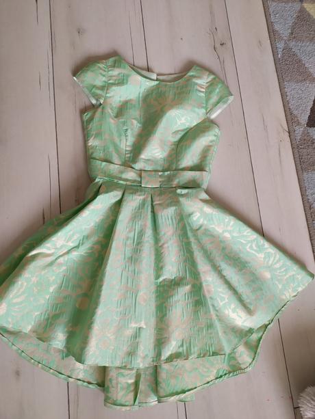 Spoločenské šaty, 36