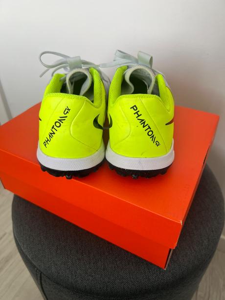Detské futbalové turfy nike phantom, veľ. 37.5, nike,37