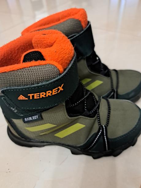 Adidas water proof, adidas,30