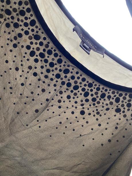 Krásna bluzka s kamienkami, m