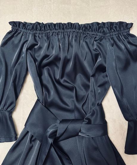 Tmavomodré saténové šaty zn. chantall originál, chantall,l / m