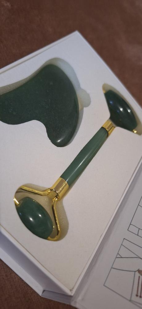 Gua sha & roller jadeit naturalny kamen, 