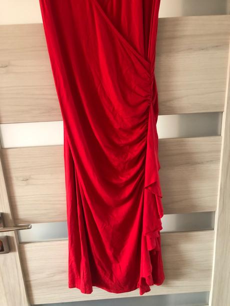Červene šaty, m