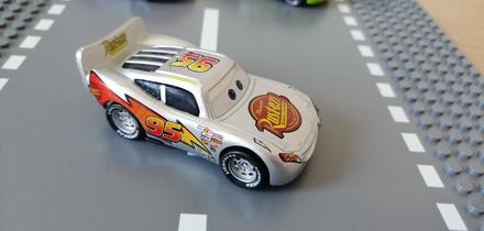 Cars, séria mcqueen auto,