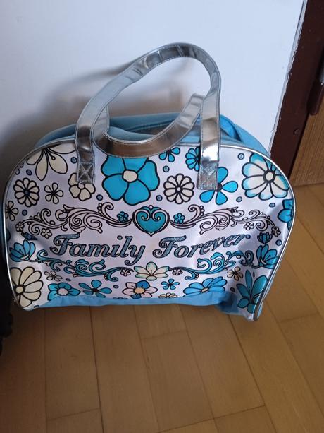 Kufrík a taška, disney