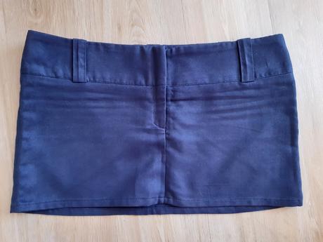 Mini sukna z brusenej koze, s