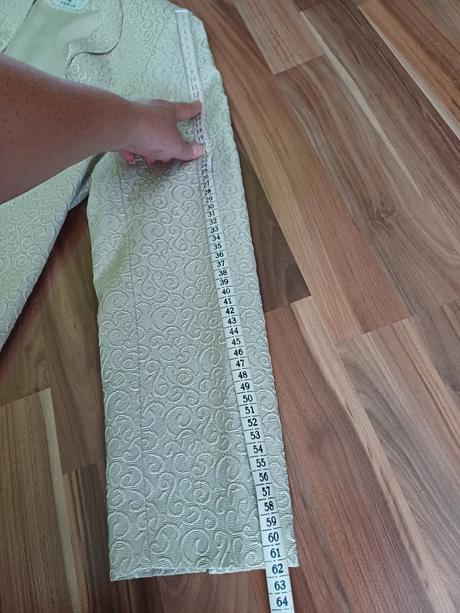 Slávnostné sako, 40