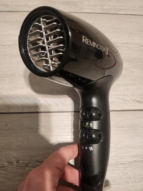 Cestovný fén remington 1800w, 