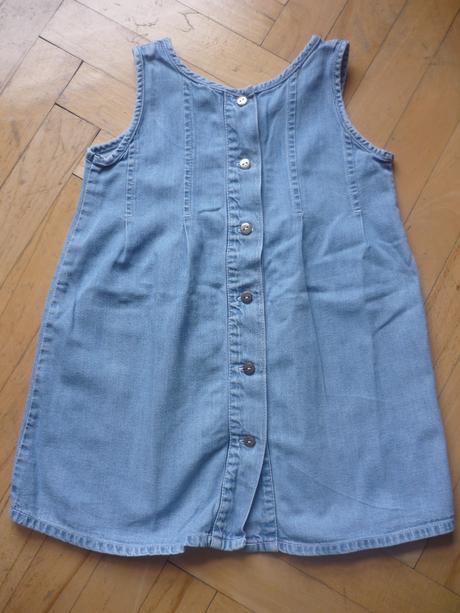 Rifľové šaty, 110