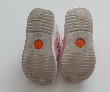 Dievčenské tenisky biomecanics, 21