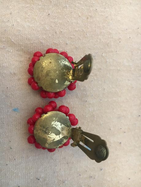 Náušnice a brošňa, 