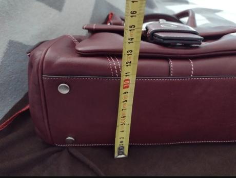 Kabelka coach, coach