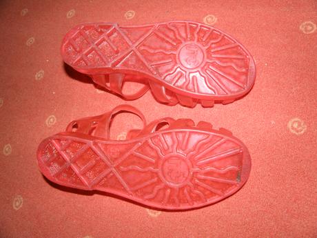 Topánky do vody, 33