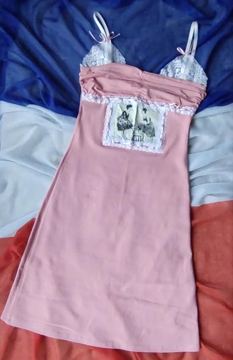 Romantické šaty, 38