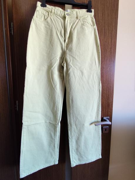 Svetlo zelené rifle bershka veľ.40, vysoký pás, bershka,40