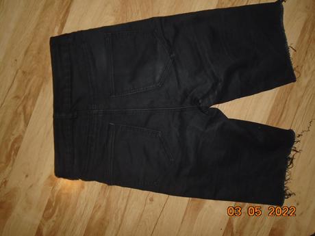 Bermudy- kratasy, amisu,xs