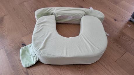 Vankúš na kojenie pre dvojičky,