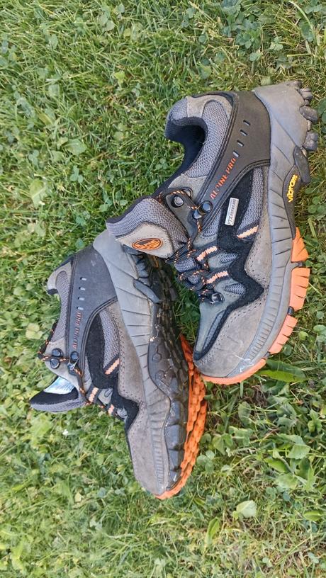 Tenisky zn. alpine pro, vel. 35, alpine pro,35