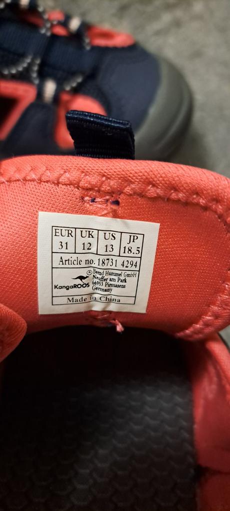 Turistické topánky, 31