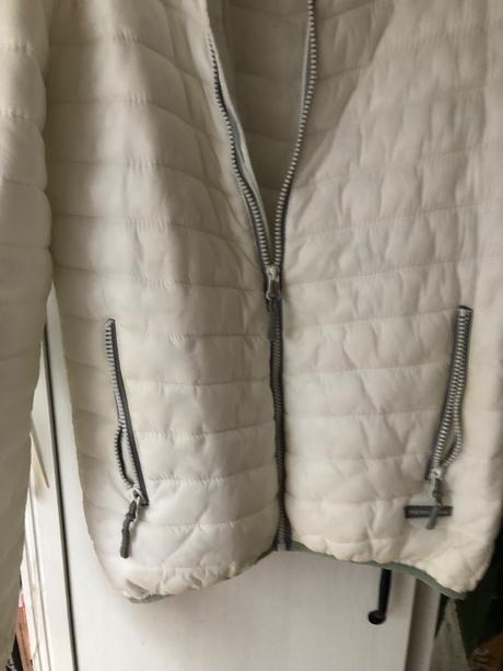 Biela bunda/ biela prechodná bunda/ jarná bunda, s