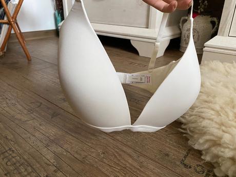 Podprsenka, reserved,60d / 65d / 70d