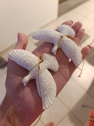 2 ks plastové holubice,