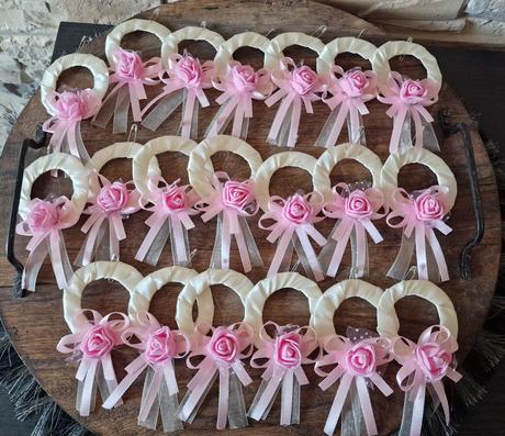 Venceky na tanecnu slavnost pre zakl skolu, 