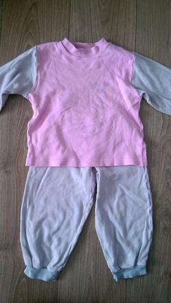 Pyžamko s mačičkou, 98