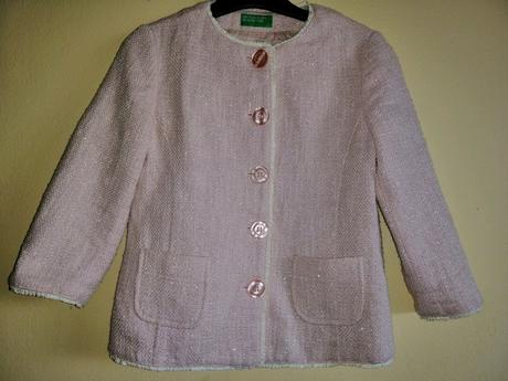 Dievčenské elegantné trblietavé sako, 140