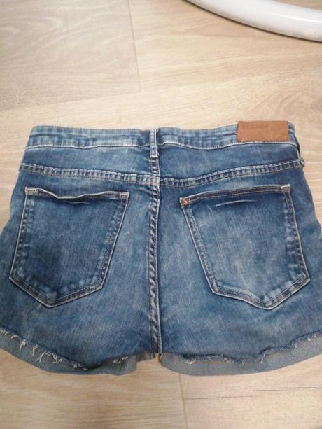 Šortky, h&m,32
