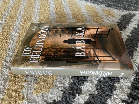 Bábika joy fielding (2006), 