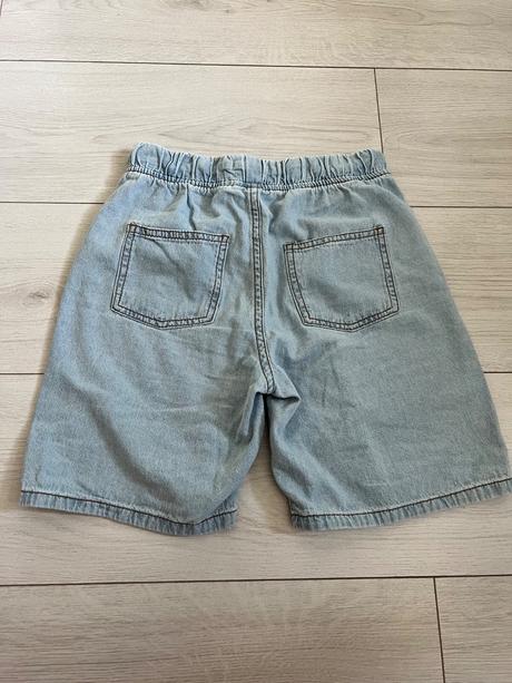 Rifľové kraťasy top stav, sinsay,134