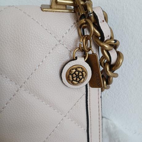 Guess pudrovo-ružová crossbody, guess