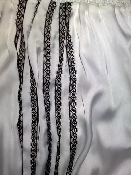 Krasne romanticka bluzka, 36