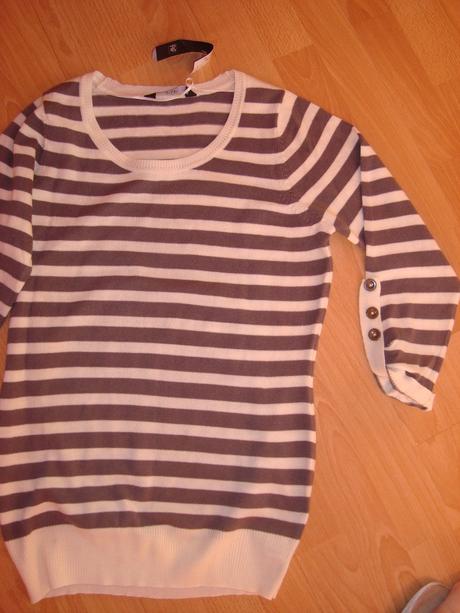 F&f svetrik, 38