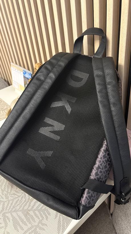 Väčší ruksak zn. dkny, dkny