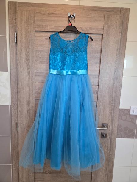 Slávnostné šatky, 158