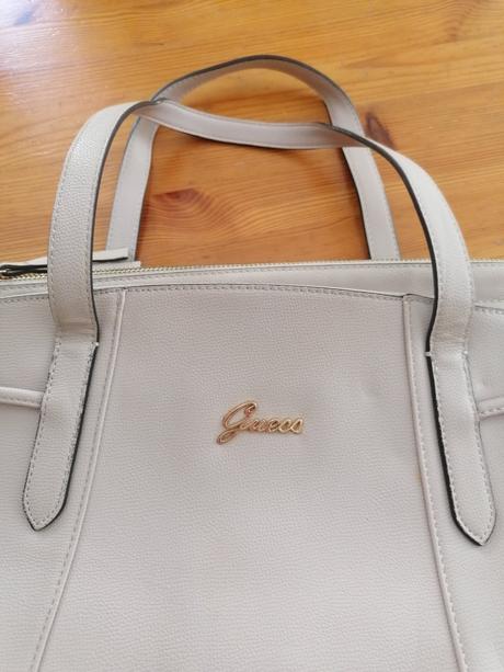 Béžová kabelka guess, guess