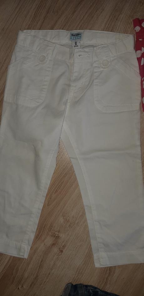 Kraťasy 4ks,predaj zvlášť, 104