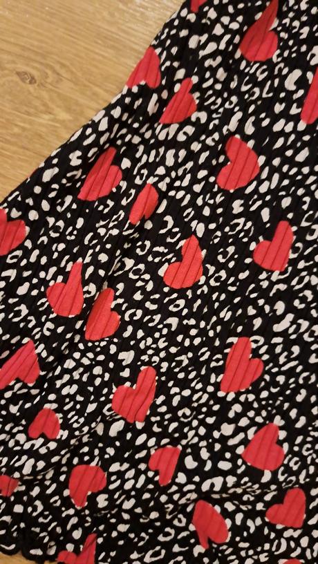 Šaty so srdiečkami, marks & spencer,128