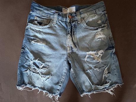 Kraťasy, bershka,38