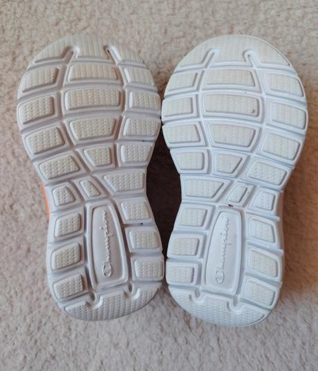 Tenisky, champion,22