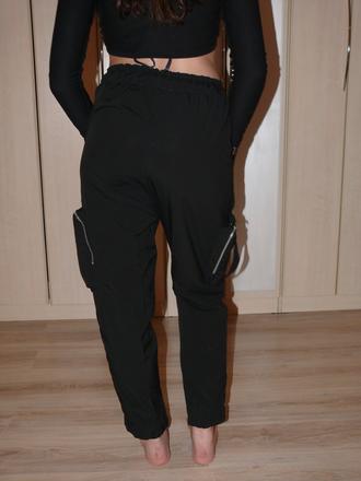 Sportové nohavice s vackami, m