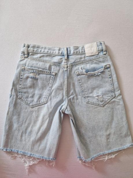 Dievčenské kraťasy, bershka,34