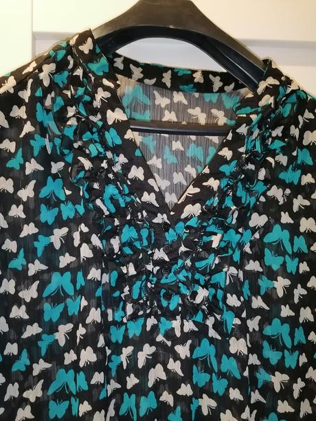Dámska blúzka s motýľmi veľ. 50/52, 50