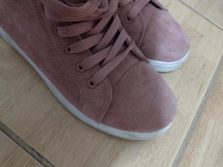 Tenisky, reserved,40