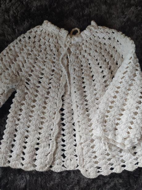 Slávnostné šaty, 98