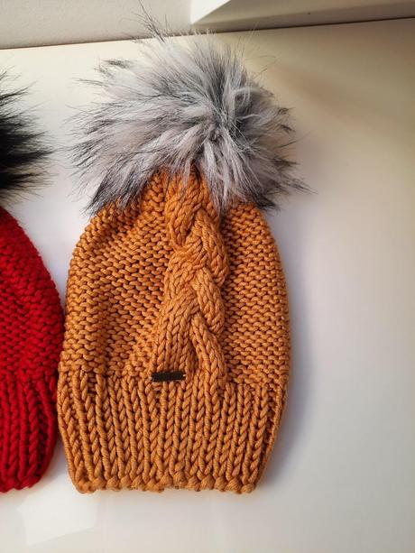 Pletené čiapky, 122